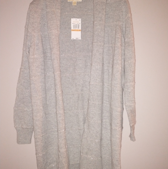 Cardigan - Picture 3 of 9